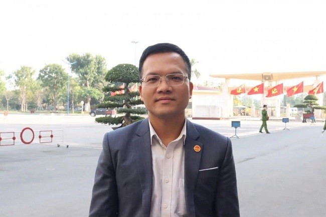 Tiến sĩ Lê Trung Kiên, Viện Hồ Chí Minh và các Lãnh tụ của Đảng (Học viện Chính trị Quốc gia Hồ Chí Minh).