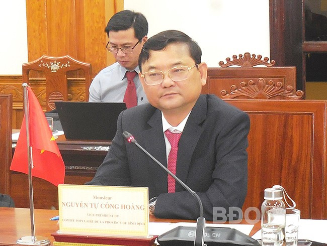 Phó Chủ tịch UBND tỉnh Nguyễn Tự Công Hoàng chủ trì buổi làm việc. Ảnh: V.L Phó Chủ tịch UBND tỉnh Nguyễn Tự Công Hoàng chủ trì buổi làm việc. Ảnh: V.L