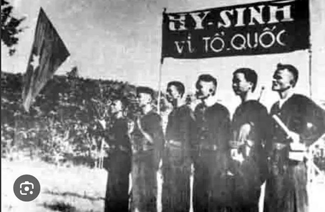 Đội du kích Ba Tơ. Ảnh tư liệu Đội du kích Ba Tơ. Ảnh tư liệu