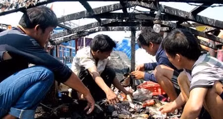 Việc bắn trực tiếp pháo sáng vào cabin tàu nơi nhiệt độ cao có nguy cơ gây cháy (như thực tế cho thấy) không thể được coi là phù hợp với yêu cầu "bảo đảm không đe dọa sinh mạng".