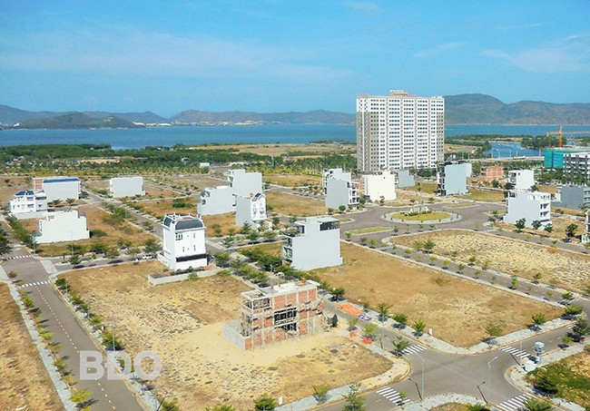 Công tác đo đạc và lập bản đồ địa chính giúp nâng cao hiệu quả quản lý nhà nước về đất đai. - Trong ảnh: Một góc Khu đô thị An Phú Thịnh, phường Nhơn Bình, TP Quy Nhơn. Ảnh: V.L Công tác đo đạc và lập bản đồ địa chính giúp nâng cao hiệu quả quản lý nhà nước về đất đai. - Trong ảnh: Một góc Khu đô thị An Phú Thịnh, phường Nhơn Bình, TP Quy Nhơn. Ảnh: V.L