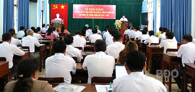 Quang cảnh lễ khai giảng. Ảnh: H.THU Quang cảnh lễ khai giảng. Ảnh: H.THU