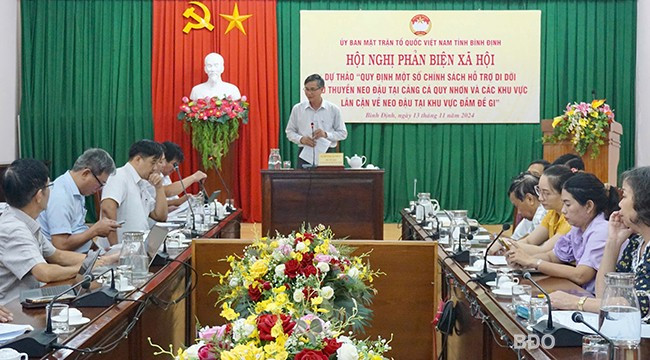 Quang cảnh Hội nghị phản biện. Ảnh: T.K