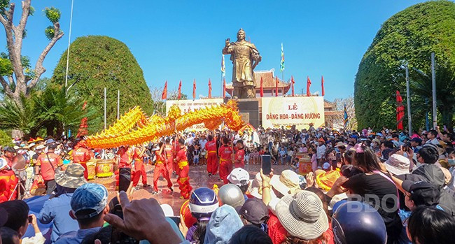 Bảo tàng Quang Trung (thị trấn Phú Phong, huyện Tây Sơn) thu hút nhiều khách đến tham quan dịp Tết Ất Tỵ, trẩy hội Ngọc Hồi - Đống Đa.