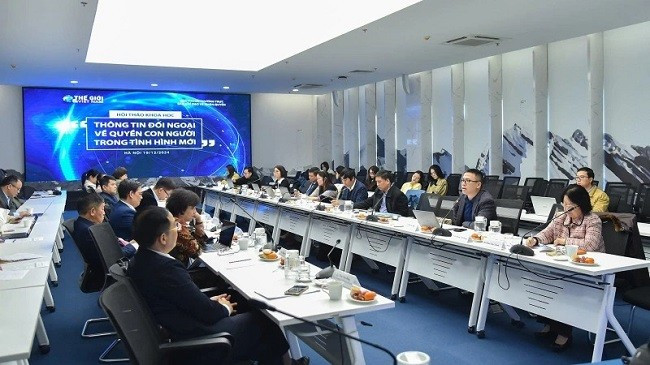 Toàn cảnh Hội thảo khoa học thông tin đối ngoại về quyền con người trong tình hình mới. Toàn cảnh Hội thảo khoa học thông tin đối ngoại về quyền con người trong tình hình mới.