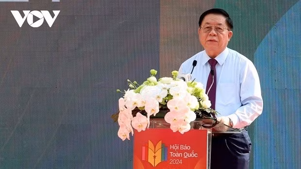 Trưởng ban Tuyên giáo Trung ương Nguyễn Trọng Nghĩa phát biểu tại lễ bế mạc (ảnh N.T)