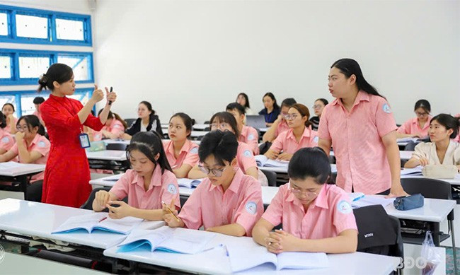 Thời gian đến, Trường ĐH Quy Nhơn tập trung đào tạo nguồn nhân lực công nghiệp bán dẫn, trí tuệ nhân tạo, an toàn và an ninh mạng. Ảnh: ĐVCC Thời gian đến, Trường ĐH Quy Nhơn tập trung đào tạo nguồn nhân lực công nghiệp bán dẫn, trí tuệ nhân tạo, an toàn và an ninh mạng. Ảnh: ĐVCC