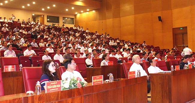 Hội thảo có sự tham dự của lãnh đạo Sở Y tế và các đơn vị y tế đến từ 24 tỉnh, thành trong cả nước. Ảnh: M.H Hội thảo có sự tham dự của lãnh đạo Sở Y tế và các đơn vị y tế đến từ 24 tỉnh, thành trong cả nước. Ảnh: M.H