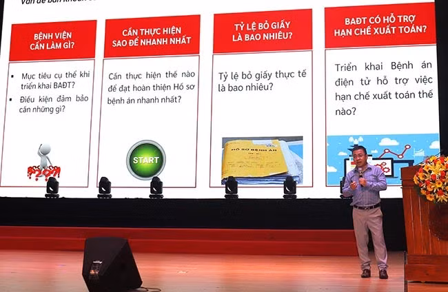 Ông Quách Tuấn Anh thông tin về nội dung “Chia sẻ, kết hợp trao đổi kinh nghiệm trong thực hiện bệnh án điện tử”. Ảnh: M.H