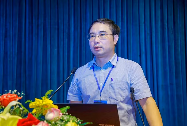 Ông Nguyễn Hữu Hạnh, Giám đốc Sở TT&TT tỉnh Sóc Trăng. Ông Nguyễn Hữu Hạnh, Giám đốc Sở TT&TT tỉnh Sóc Trăng.