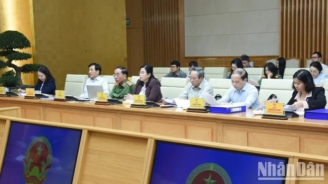 Các đại biểu tham dự phiên họp. (Ảnh: TRẦN HẢI) Các đại biểu tham dự phiên họp. (Ảnh: TRẦN HẢI)