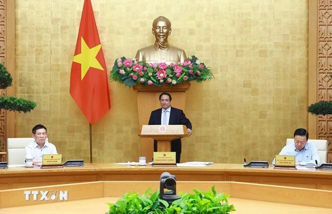 Thủ tướng Phạm Minh Chính chủ trì Phiên họp Chính phủ chuyên đề về xây dựng pháp luật tháng 4. (Ảnh: Dương Giang/TTXVN)