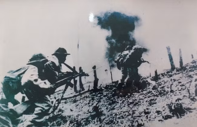 Bộ đội ta tiến công cứ điểm Gò Loi, tháng 4.1972.Ảnh tư liệu