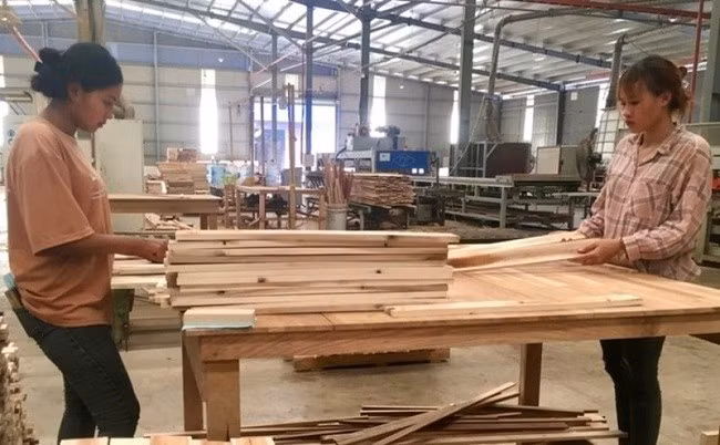 Hoa Kỳ hiện là thị trường lớn nhất, tiêu thụ hơn 55% tổng lượng gỗ và sản phẩm gỗ xuất khẩu của Việt Nam.