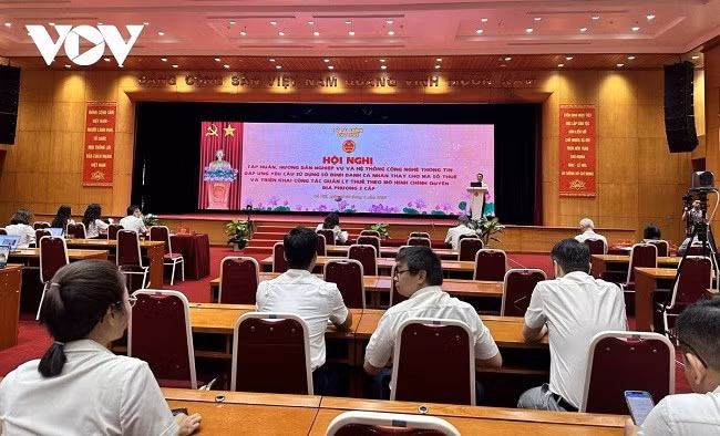 Toàn cảnh hội nghị.