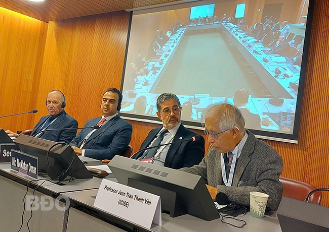 Giáo sư Trần Thanh Vân nhấn mạnh “Khoa học là cầu nối xây dựng một thế giới hòa bình và bền vững”. Ảnh: ICISE