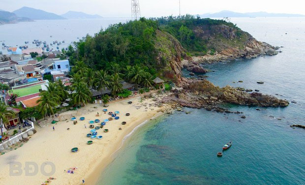 Bãi trước của làng chài Bãi Xép. Ảnh: NGUYỄN DŨNG Bãi trước của làng chài Bãi Xép. Ảnh: NGUYỄN DŨNG