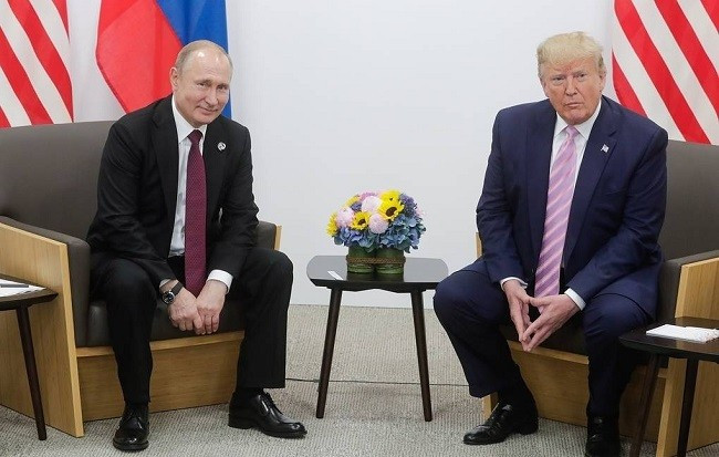 Tổng thống Nga Vladimir Putin và Tổng thống Mỹ Donald Trump tại cuộc gặp song phương bên lề Hội nghị Thượng đỉnh G20 ở Osaka, Nhật Bản, tháng 6.2019. Ảnh: TASS Tổng thống Nga Vladimir Putin và Tổng thống Mỹ Donald Trump tại cuộc gặp song phương bên lề Hội nghị Thượng đỉnh G20 ở Osaka, Nhật Bản, tháng 6.2019. Ảnh: TASS