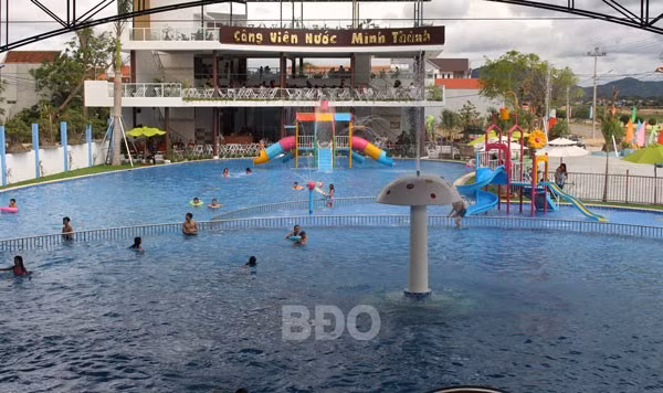 Công viên nước Minh Thành (Tây Sơn).
