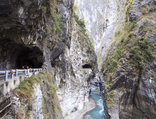 2. Vườn quốc gia Taroko, Đài Loan.