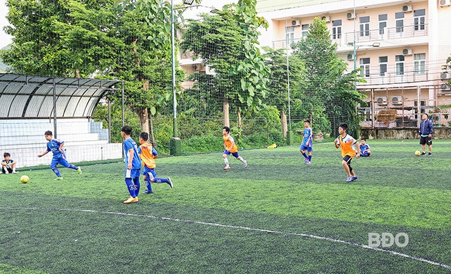 CLB Nguyễn Văn Cừ - Quy Nhơn tích cực tập luyện để chuẩn bị cho giải. Ảnh: NGUYỄN DŨNG CLB Nguyễn Văn Cừ - Quy Nhơn tích cực tập luyện để chuẩn bị cho giải. Ảnh: NGUYỄN DŨNG
