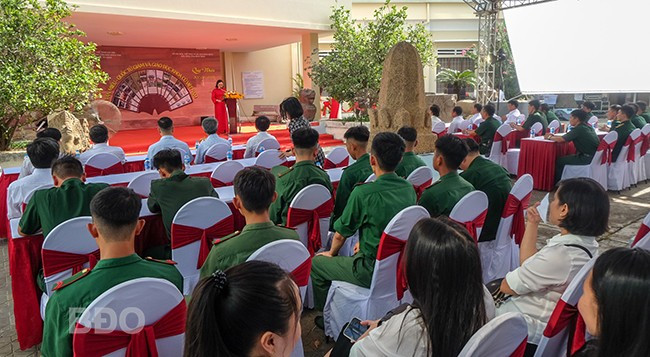 Quang cảnh buổi lễ khai mạc triển lãm. Ảnh; NGỌC NHUẬN Quang cảnh buổi lễ khai mạc triển lãm. Ảnh; NGỌC NHUẬN