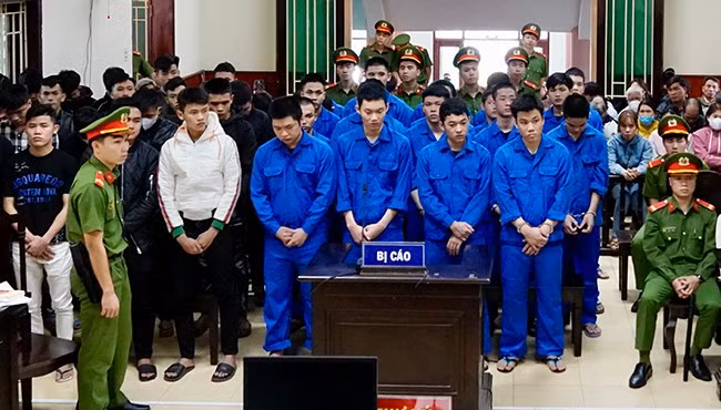 Quang cảnh phiên tòa. Ảnh: N.L