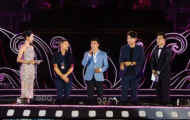 Hoành tráng, ấn tượng, lắng đọng nhiều cảm xúc ảnh 8