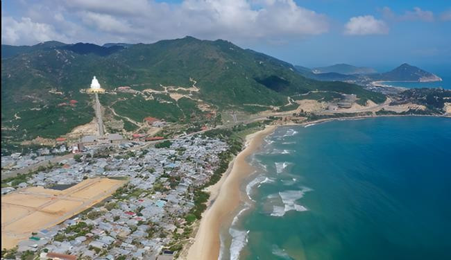 Huyện Phù Cát sở hữu địa thế cảnh quan ấn tượng Huyện Phù Cát sở hữu địa thế cảnh quan ấn tượng