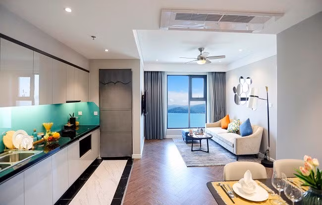 Không gian căn hộ Altara Residences thiết kế hiện đại, đón trọn ánh sáng tự nhiên và tầm nhìn hướng biển tuyệt đẹp tại Quy Nhơn.