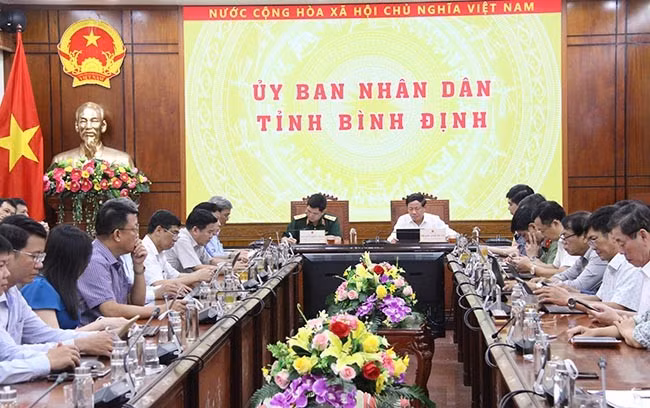 Quang cảnh hội nghị tại điểm cầu trụ sở UBND tỉnh. Ảnh: TRỌNG LỢI