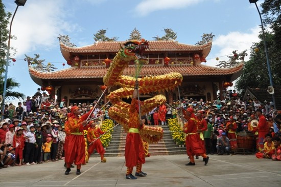 Lễ hội Vía Bà ở Nhơn Phong ảnh 3