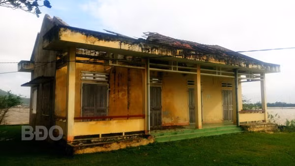 NTTAT thôn Chánh Hữu xuống cấp nặng có khả năng gây mất an toàn.