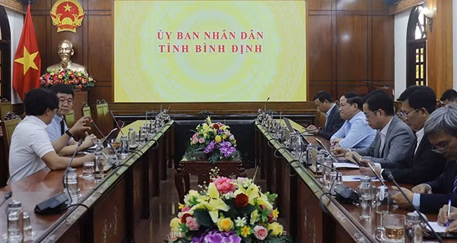 Chủ tịch UBND tỉnh Phạm Anh Tuấn làm việc với Tập đoàn Ramid Hotel and Resorts. Ảnh: M.H