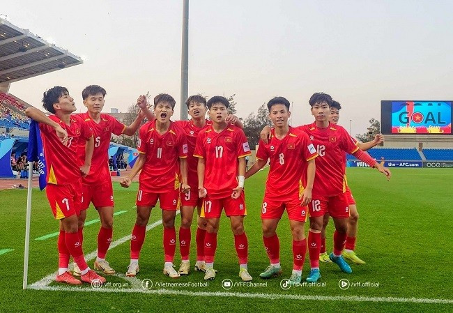 Dù không thể giành vé dự World Cup nhưng màn trình diễn của các cầu thủ U17 Việt Nam vẫn rất ấn tượng (Ảnh: Như Đạt) Dù không thể giành vé dự World Cup nhưng màn trình diễn của các cầu thủ U17 Việt Nam vẫn rất ấn tượng (Ảnh: Như Đạt)