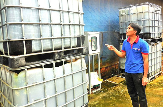 Mô hình xử lý nước thải chăn nuôi heo quy mô nhỏ bằng công nghệ lọc sinh học tuần hoàn giúp giảm tối đa mùi hôi và nước thải xả ra môi trường đảm bảo tiêu chuẩn cho phép. Ảnh: V.L Mô hình xử lý nước thải chăn nuôi heo quy mô nhỏ bằng công nghệ lọc sinh học tuần hoàn giúp giảm tối đa mùi hôi và nước thải xả ra môi trường đảm bảo tiêu chuẩn cho phép. Ảnh: V.L