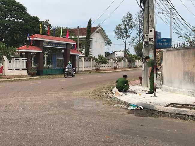 Hiện trường nơi ông N.T. tự thiêu và tử vong. Hiện trường nơi ông N.T. tự thiêu và tử vong.