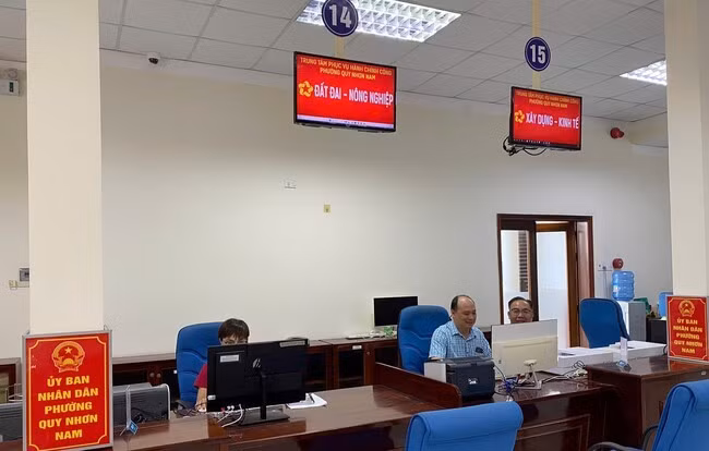 Quầy Phục vụ hành chính công của phường Quy Nhơn Nam (đặt tại Trung tâm Phục vụ hành chính công tỉnh) cơ bản hoàn thành công tác chuẩn bị. Ảnh: N.M.