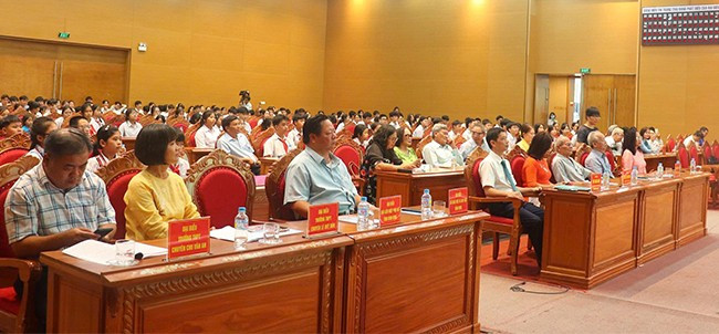 Quang cảnh buổi lễ. Ảnh: HỒ ĐIỆP