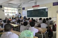 20 học sinh TPHCM nhập viện sau bữa ăn ở trường