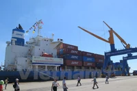 Khai trương tuyến vận tải container hàng hải quốc tế Hàn Quốc-Chu Lai
