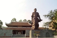 Thủ tướng dâng hương tưởng nhớ Quang Trung - Nguyễn Huệ