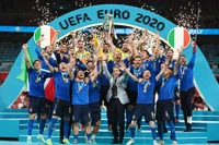 Chung kết Euro 2020: Italia xưng vương kịch tính