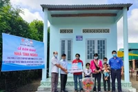 Chư Păh: Bàn giao "Nhà tình nghĩa" cho hộ nghèo