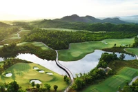 Việt Nam giành giải thưởng Điểm đến Golf tốt nhất thế giới và châu Á 2021