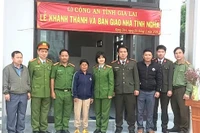 Trao tặng 2 căn nhà "Nghĩa tình đồng đội" cho cán bộ Công an huyện Kông Chro