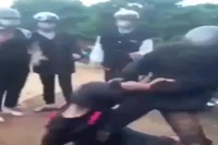Xác minh clip 2 nữ sinh đánh nhau nghi ở Gia Lai