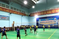 Pleiku: Gần 130 vận động viên tranh tài ở Giải Bóng chuyền nam-nữ kết hợp