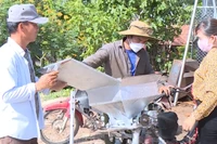 "Hai lúa" sáng chế máy nông nghiệp đa năng