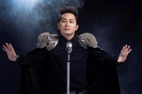 Tùng Dương lần đầu tiên biểu diễn ca khúc tự sáng tác trong liveshow